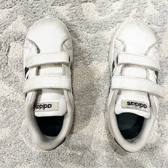 Adidas Grand Court Sneaker - Picture 2 of 6